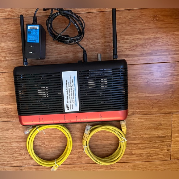 New VERIZON FIOS Actiontec Model MI424WR Rev I Gigabit Wireless Broadband Router - Picture 2 of 8